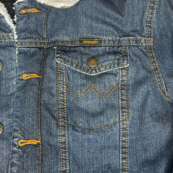 Vintage Wrangler Women’s Size Large L Sherpa Lined Denim Trucker Jacket - Picture 5 of 10